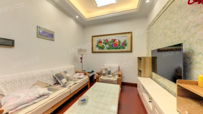 东湖雅苑二手房实景图