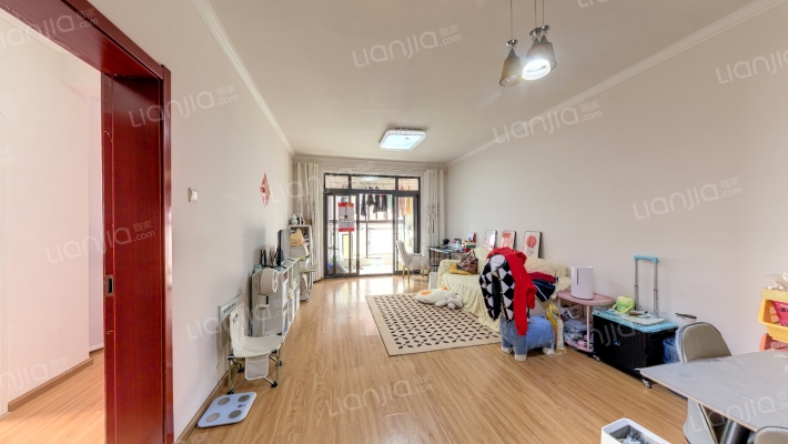 新亚洲体育城星辰园二手房实景图