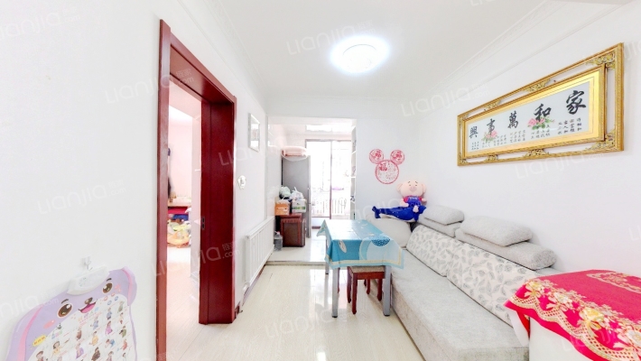 新日里小区二手房实景图