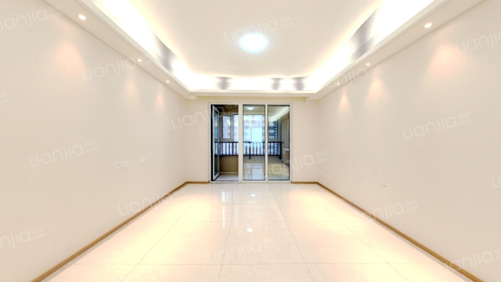 世茂璀璨公园二手房实景图