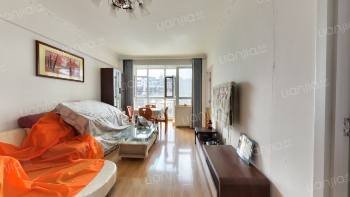 鹏辉新天居三期二手房实景图