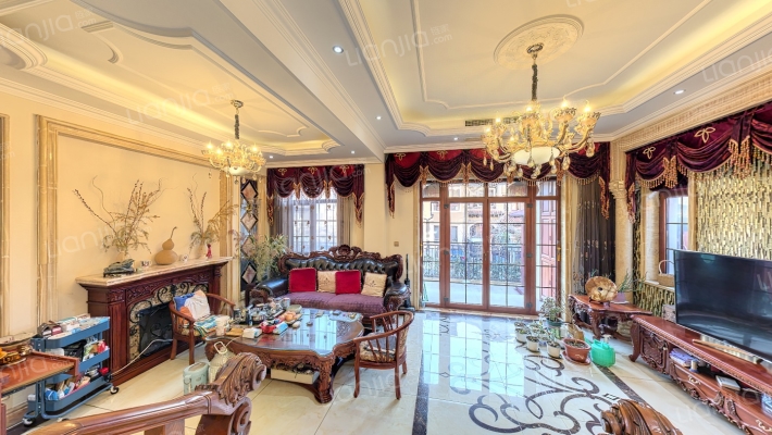 红星海五期鼎墅二手房实景图