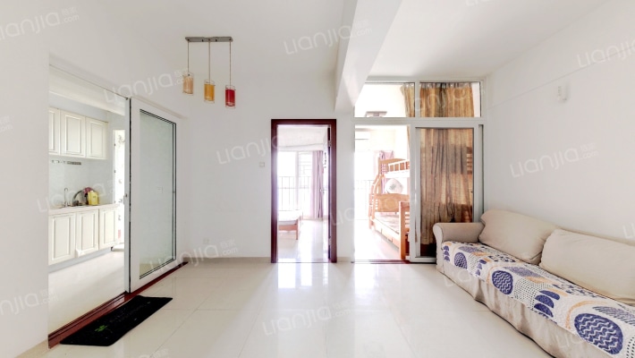 白金假日公寓二手房实景图