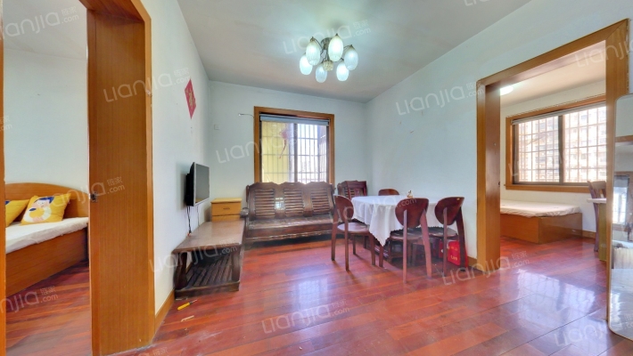 虹桥路6号二手房实景图