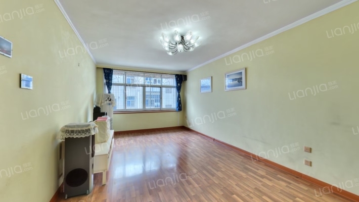 富绿山庄二手房实景图