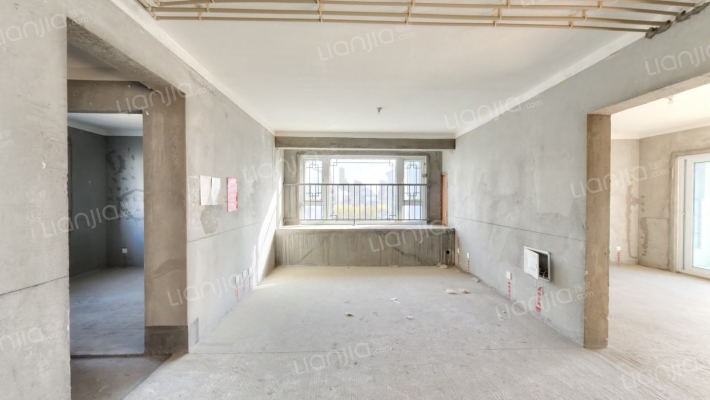 云荷雅居二手房实景图