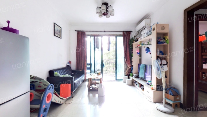 金碧新城二手房实景图