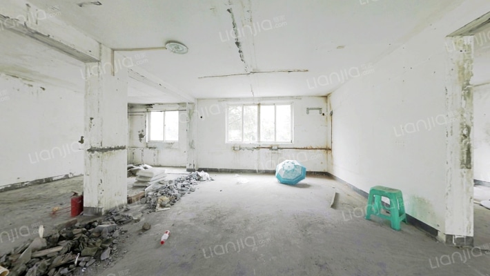 飞虹新村南区二手房实景图