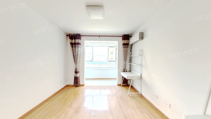 国华新城二手房实景图