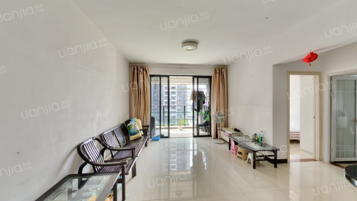 宝铼雅居二手房实景图