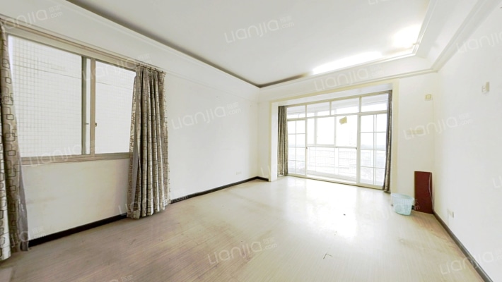 腾达广场二手房实景图