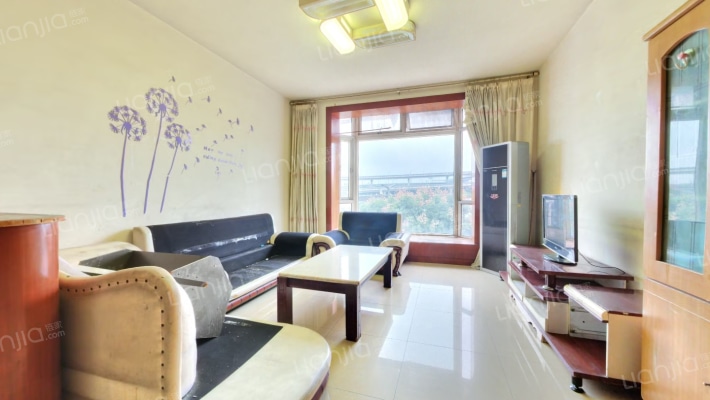 恋日家园D区二手房实景图