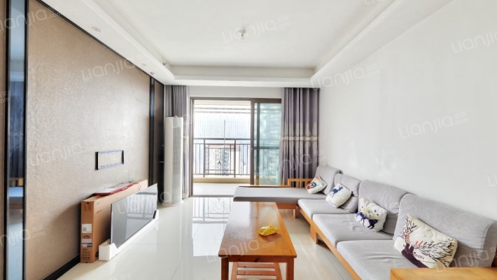 龙光玖誉湖景湖二手房实景图