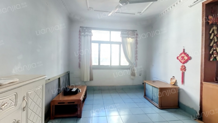 炮台山海事生活区二手房实景图