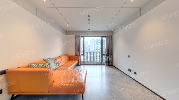 万科翡翠都会二手房实景图