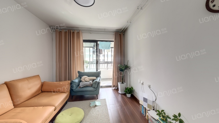 港龙旭辉城市江来二手房实景图