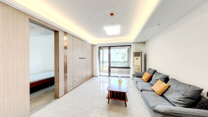 万科北宸之光二手房实景图