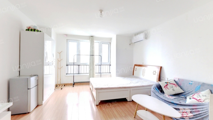 万科民安星辰二手房实景图