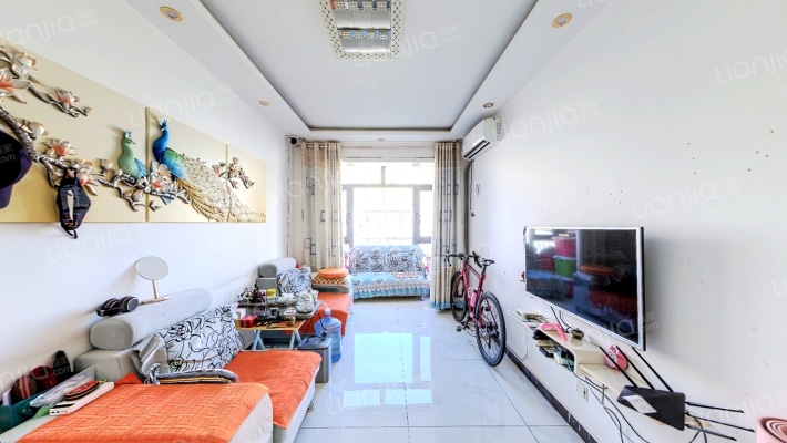 步行街小区二手房实景图