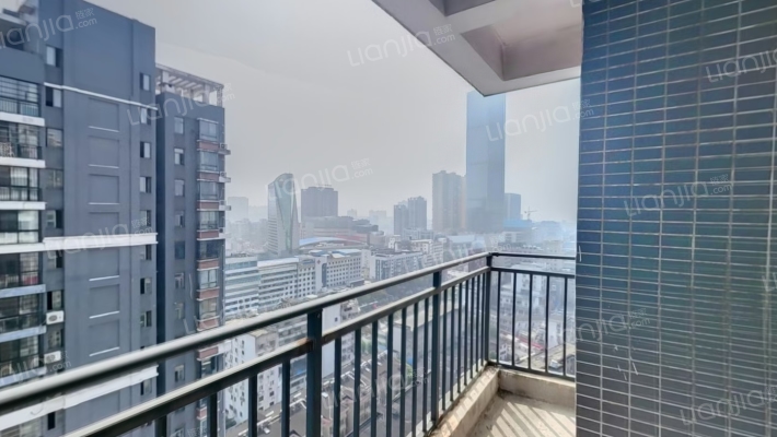 巴陵尚都二手房实景图