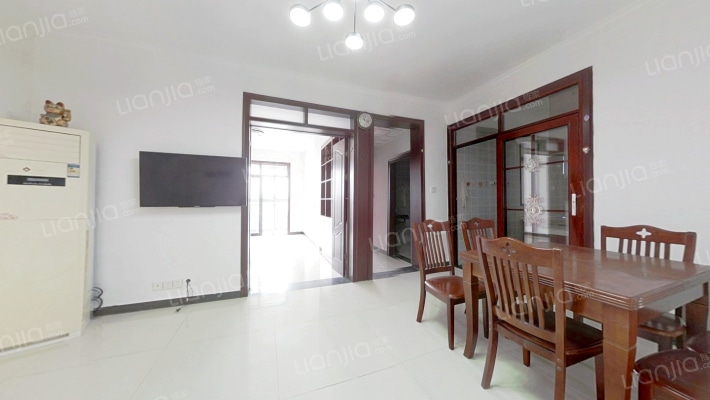 水岸皇庭二手房实景图