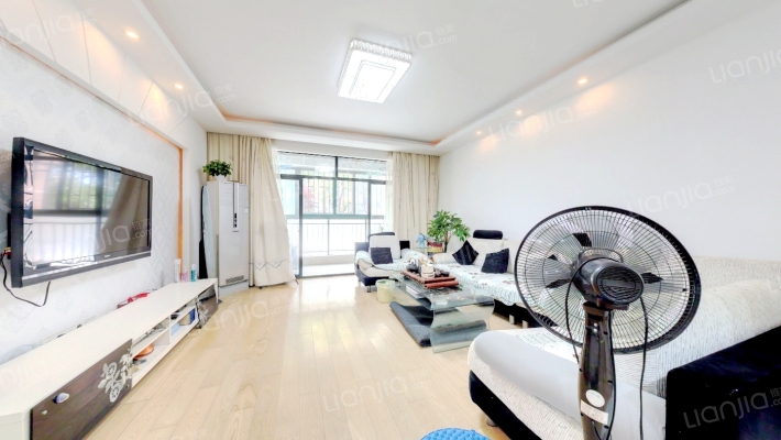 棕榈湾花园二手房实景图