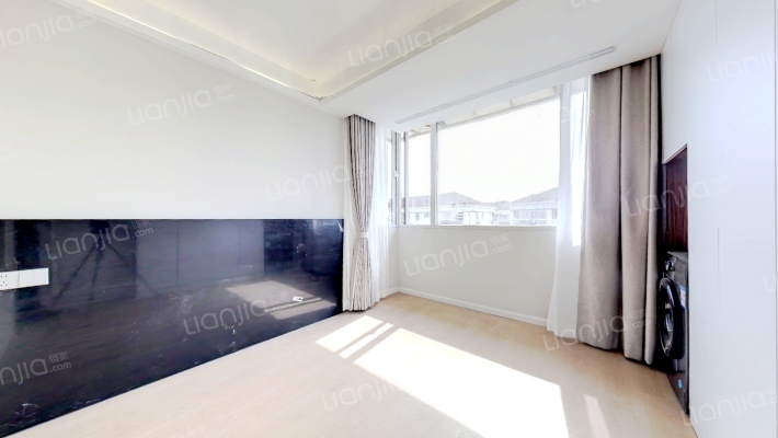 新泾三村二手房实景图