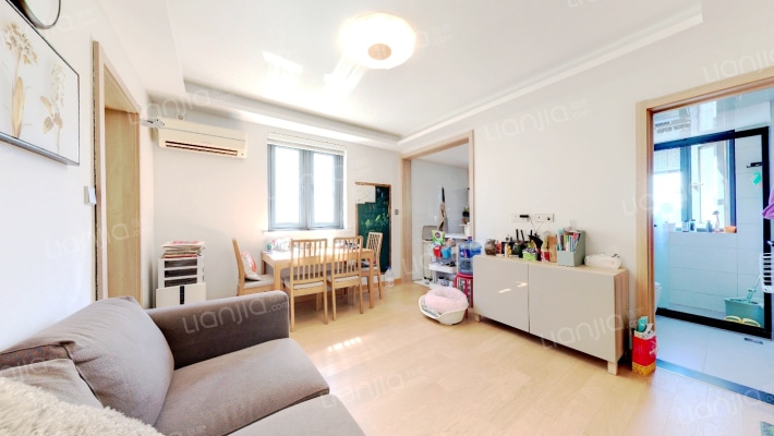 宝隆新村二手房实景图