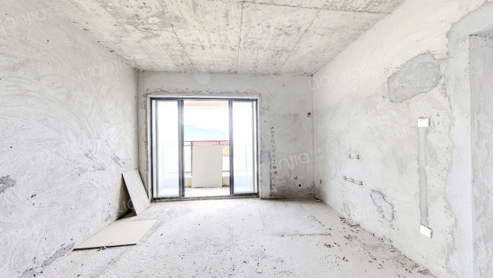 天成峰景二手房实景图