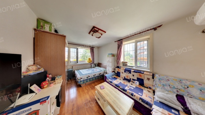 宜白南里二手房实景图