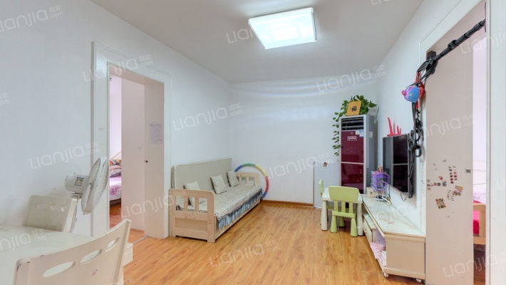 凤凰三村21号二手房实景图