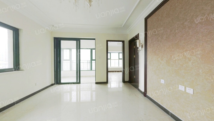 恒大翡翠华庭二手房实景图