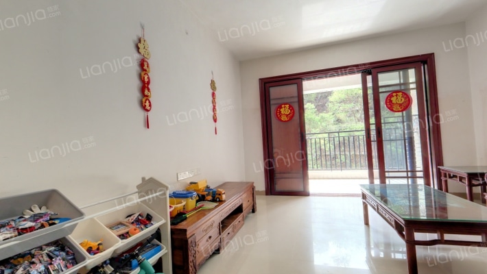 嘉逸园二手房实景图