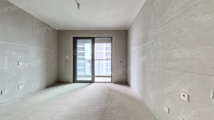 融创城融馨园二手房实景图