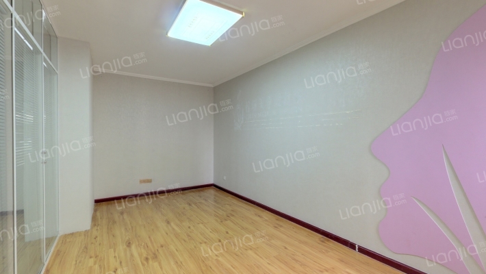 五龙湾府东天地二手房实景图