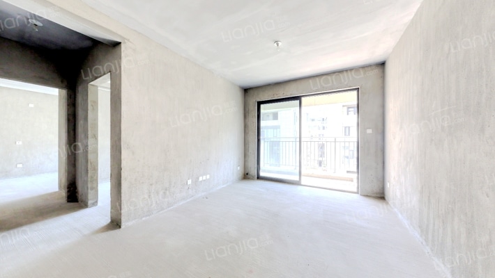 铂悦世家二手房实景图