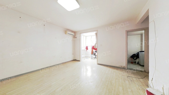 银河科技公寓二手房实景图