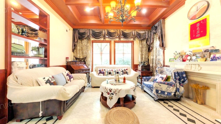 麓山国际翠云岭二手房实景图