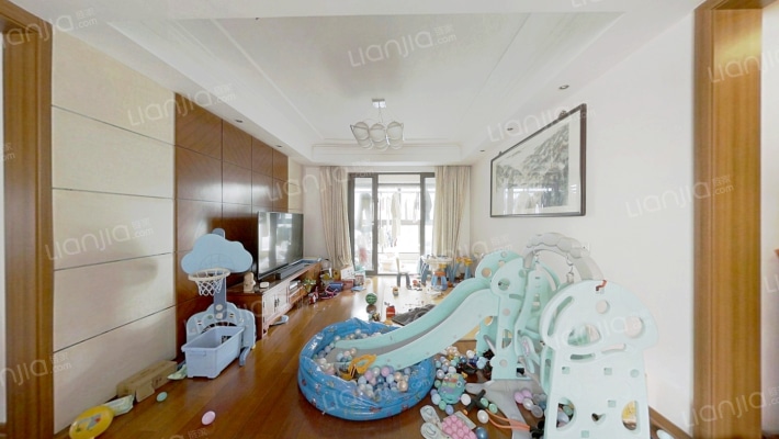 九龙仓玺园C区二手房实景图