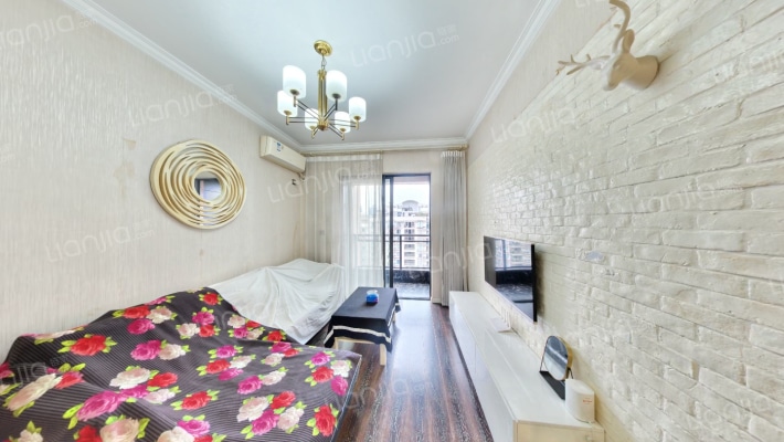 财信城市国际二手房实景图