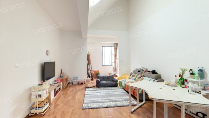 维也纳花园一期二手房实景图