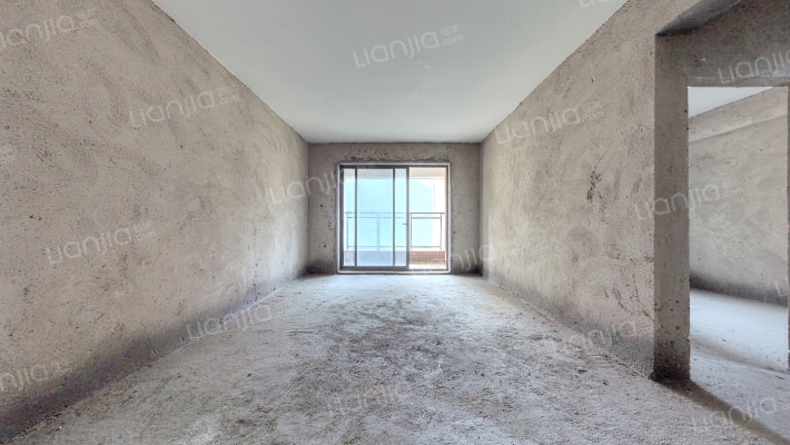 海伦堡弘诚厚园二手房实景图