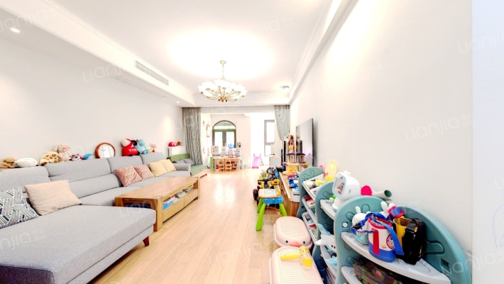 颐和府邸B区二手房实景图