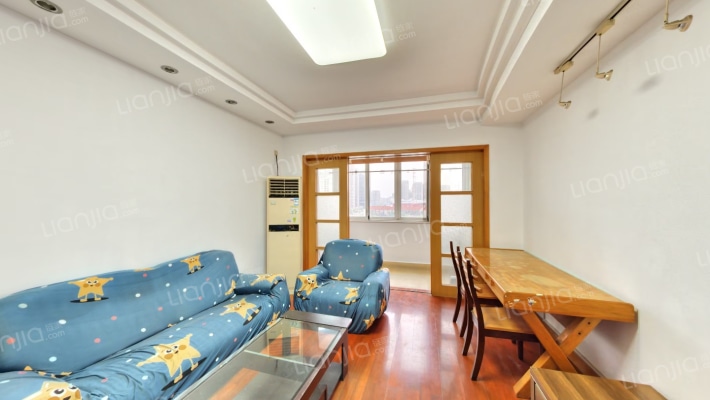 金龙花园二手房实景图