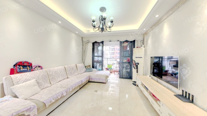 江湾公馆一期二手房实景图