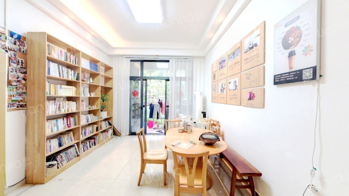 伊泰天骄三期二手房实景图