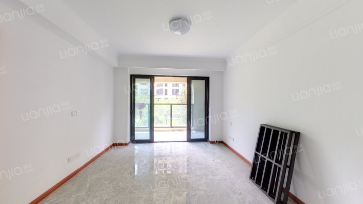 中南悦府南区二手房实景图