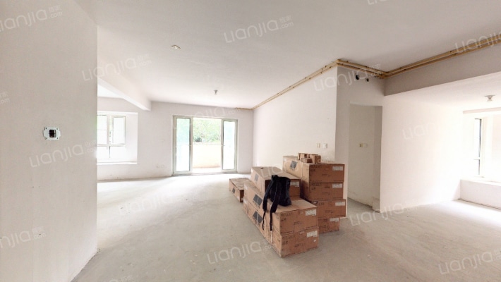 信达公园里一期二手房实景图