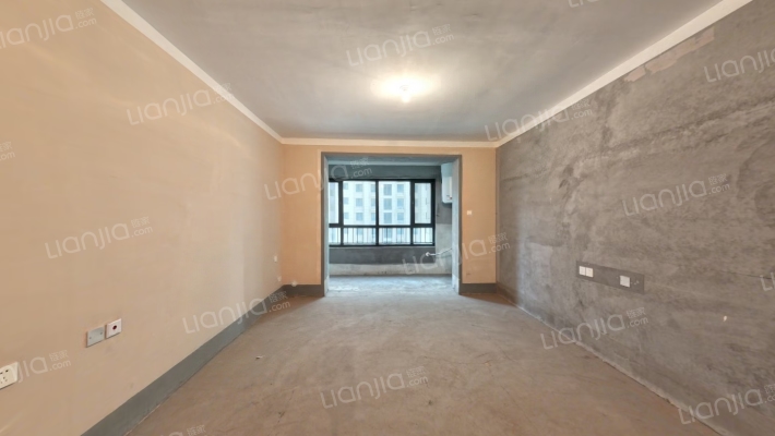 罗兰春天二手房实景图