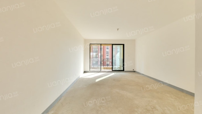 绿城百合二手房实景图